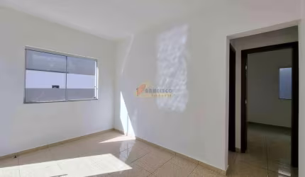 Casa à venda, 2 quartos, 2 vagas, Padre Eustáquio - Divinópolis/MG