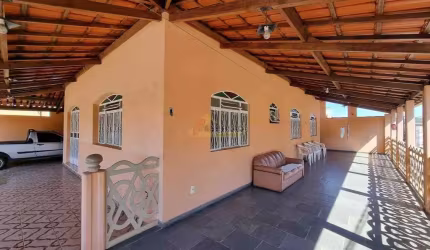 Casa à venda, 3 quartos, 2 vagas, São Judas - Divinópolis/MG