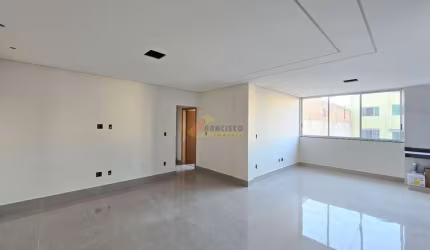 Apartamento à venda, 3 quartos, 1 suíte, 2 vagas, Centro - Divinópolis/MG