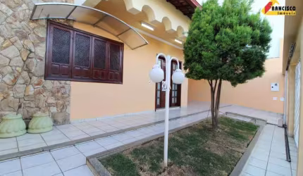 Casa à venda, 3 quartos, 1 suíte, 1 vaga, São José - Divinópolis/MG
