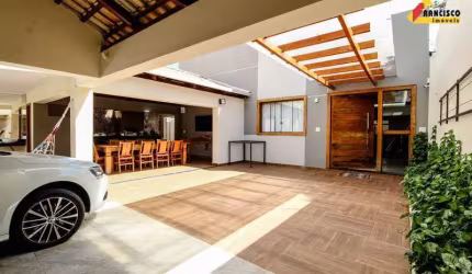 Casa à venda, 4 quartos, 1 suíte, 4 vagas, Bom Pastor - Divinópolis/MG