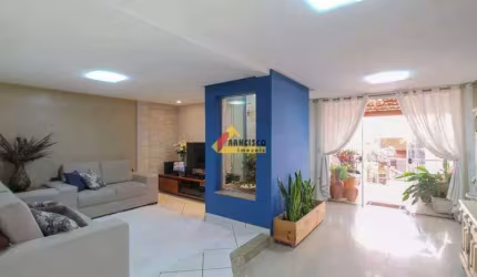 Casa à venda, 4 quartos, 1 suíte, 2 vagas, Vila Espírito Santo - Divinópolis/MG