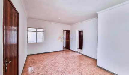 Apartamento à venda, 3 quartos, 1 suíte, 1 vaga, Santo Antônio - Divinópolis/MG