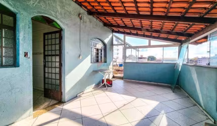 Casa à venda, 4 quartos, 1 vaga, Niterói - Divinópolis/MG