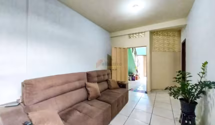 Casa à venda, 2 quartos, 1 vaga, São João de Deus - Divinópolis/MG