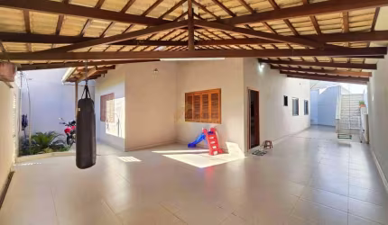 Casa à venda, 3 quartos, 1 suíte, 4 vagas, Das Oliveiras - Divinópolis/MG