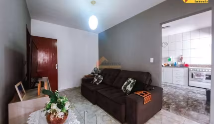 Prédio à venda, 6 quartos, 2 suítes, 6 vagas, Industrial - Divinópolis/MG