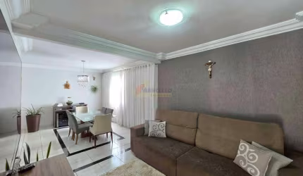 Apartamento à venda, 3 quartos, 1 suíte, 1 vaga, Bom Pastor - Divinópolis/MG