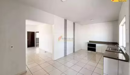 Casa à venda, 3 quartos, 1 suíte, 3 vagas, Santa Rosa - Divinópolis/MG