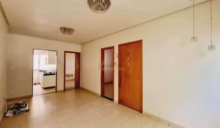 Casa à venda, 4 quartos, 1 suíte, 2 vagas, Alvorada - Divinópolis/MG