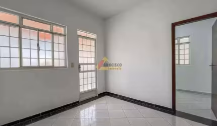 Casa à venda, 3 quartos, 2 vagas, Belvedere - Divinópolis/MG