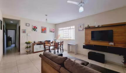 Casa à venda, 2 quartos, 2 vagas, São Luís - Divinópolis/MG