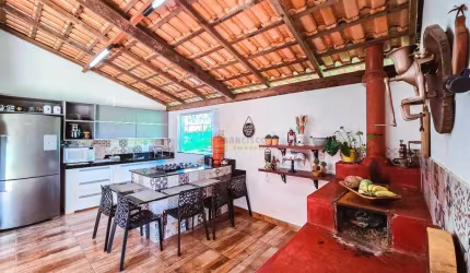 Fazenda à venda, 4 quartos, 4 suítes, Área Rural de Divinópolis - Divinópolis/MG