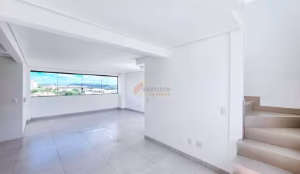 Apartamento Cobertura à venda, 4 quartos, 1 suíte, 2 vagas, São Judas - Divinópolis/MG