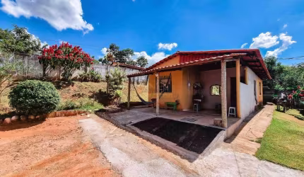 Casa à venda, 3 quartos, 4 vagas, Área Rural de Divinópolis - Divinópolis/MG