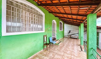 Casa à venda, 3 quartos, 1 suíte, 1 vaga, Santos Dumont - Divinópolis/MG