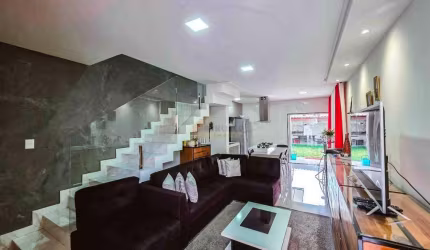Casa à venda, 3 quartos, 1 suíte, 2 vagas, Santa Marta - Divinópolis/MG