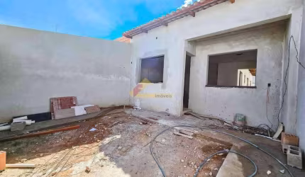 Casa à venda, 3 quartos, 1 suíte, 2 vagas, Santa Rosa - Divinópolis/MG
