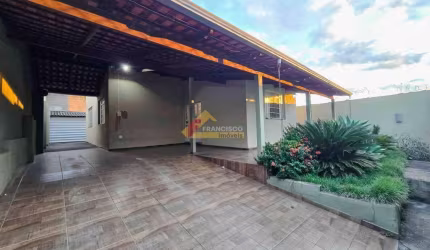 Casa à venda, 2 quartos, 1 suíte, 3 vagas, Dona Quita - Divinópolis/MG