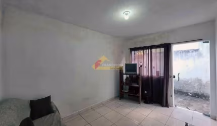 Casa à venda, 3 quartos, 1 suíte, 4 vagas, Campina Verde - Divinópolis/MG