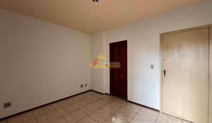 Apartamento localizado no Centro