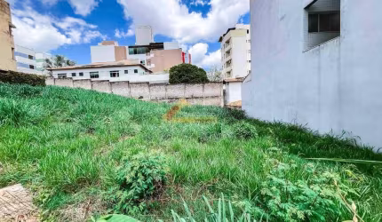Lote localizado no bairro Santo Antônio