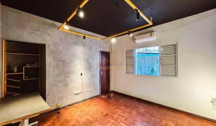 Casa para aluguel, 4 quartos, 2 suítes, 3 vagas, Santo Antônio - Divinópolis/MG