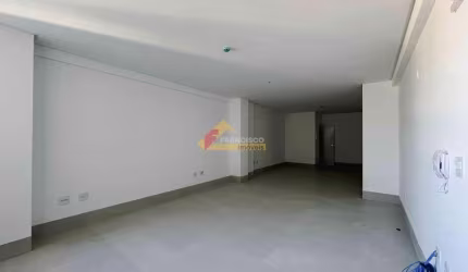 Sala comercial localizada no Centro