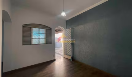 Casa para aluguel, 4 quartos, 1 suíte, 8 vagas, Santa Rosa - Divinópolis/MG