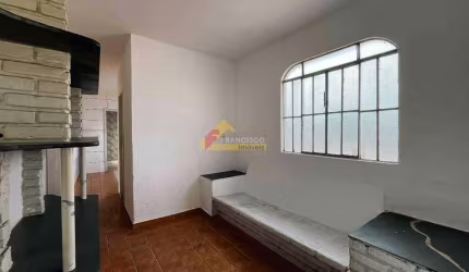 Casa localizada no bairro Quintino