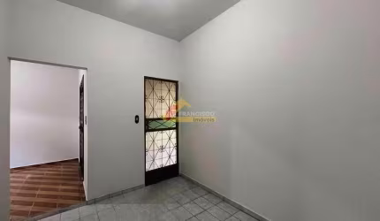 Casa localizada no bairro São Judas