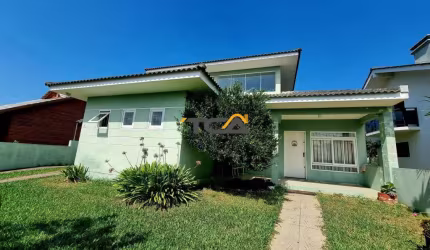 Casa 5 dormitórios a poucos metros da lagoa do violão