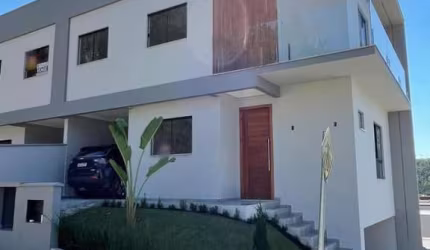 Casa para Venda em Guabiruba, Aymore, 2 dormitórios, 2 suítes
