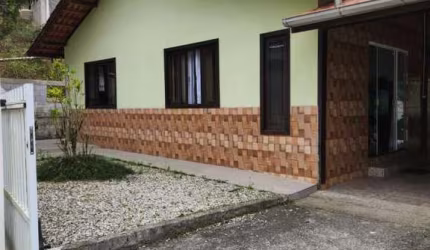 Casa para Venda em Brusque, SÃO PEDRO, 3 dormitórios, 1 suíte, 2 banheiros, 1 vaga