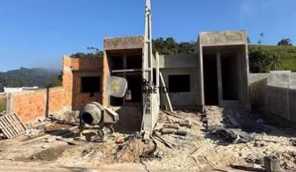 Casa para Venda em Brusque, São João, 3 dormitórios, 1 suíte, 2 banheiros, 1 vaga