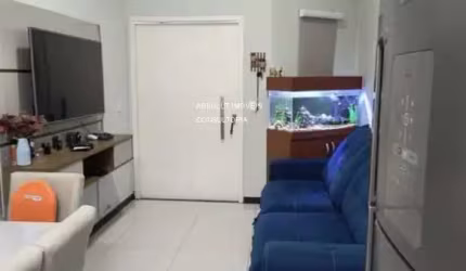 Casa à venda em Indaiatuba-SP, Jardim Barcelona: 2 quartos, 1 sala, 1 banheiro, 2 vagas - 58,00m² de área!