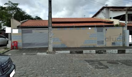Casa para Venda em Feira de Santana, Calumbi, 3 dormitórios, 1 banheiro, 5 vagas