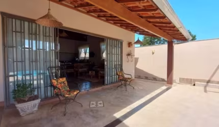 Maravilhosa Casa de Campo na Lagoa de Santo Antônio