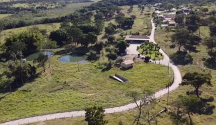 Excepcional e maravilhosa Fazenda Modelo em Inhaúma