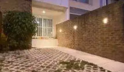 Casa para venda tem 140 metros quadrados com 3 quartos em São Marcos - Macaé - RJ
