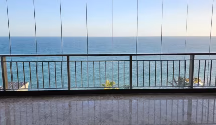 Vista mar espetacular! Apartamento nascente com 4 suítes e 320m² no Rio Vermelho – Ed. Palazzo Sulmare