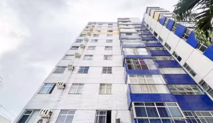 Apartamento à venda em Petrópolis (Natal/RN) | Condomínio Café Filho - 3/4 sendo 1 suíte.