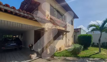 Casa à venda em Pitimbu (Natal/RN) | 5/4 sendo 2 suítes - 242m ²