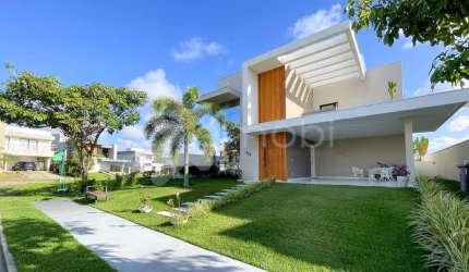 Casa à venda em Pium (Parnamirim/RN) | Condomínio Alphaville | 4 suítes, 320m²