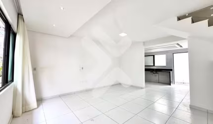 Casa à venda em Parque das Árvores (Parnamirim/RN) | Condomínio Flórida Parque | 2 suítes, 85m²