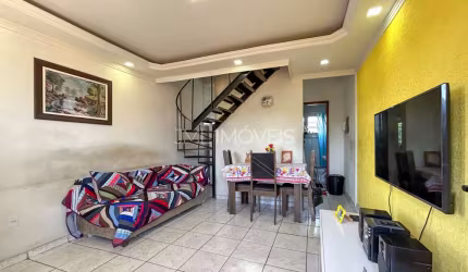 Casa em condominio triplex em Jardim Primavera