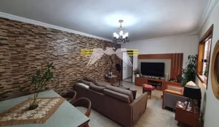 Casa com 4 quartos à venda em Belém, São Paulo , 210 m2 por R$ 1.270.000