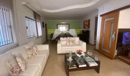 SOBRADO MARAVILHOSO COM 4 DORMITORIO  á venda, 300 m² , 10 X30  COM 4 SUITES ,  COM UMA ARÉA  ABERT