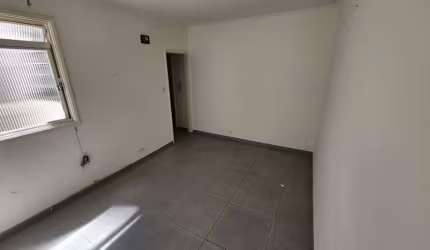 EXCELENTE SALA COMERCIAL DE 18m² PARA LOCAÇÃO NA RUA ITAPURA, CORAÇÃO DO TATUAPÉ.
