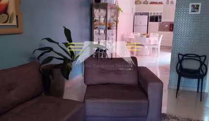 Residência dos Sonhos: Casa de 2 Dormitórios com Mobília , Cozinha Planejada, Garagem Coberta e Aca
